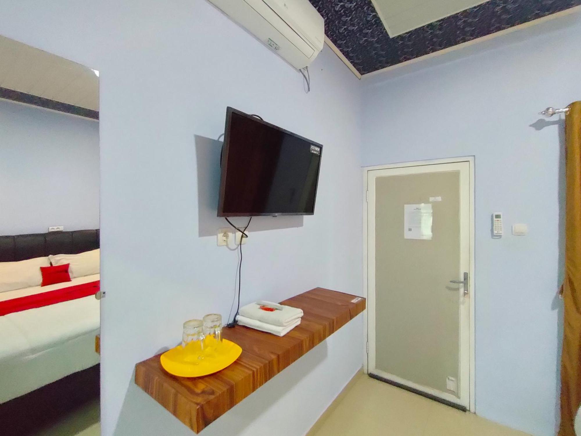 Reddoorz Syariah Near Stasiun Wates Wates (Yogyakarta) Exterior foto