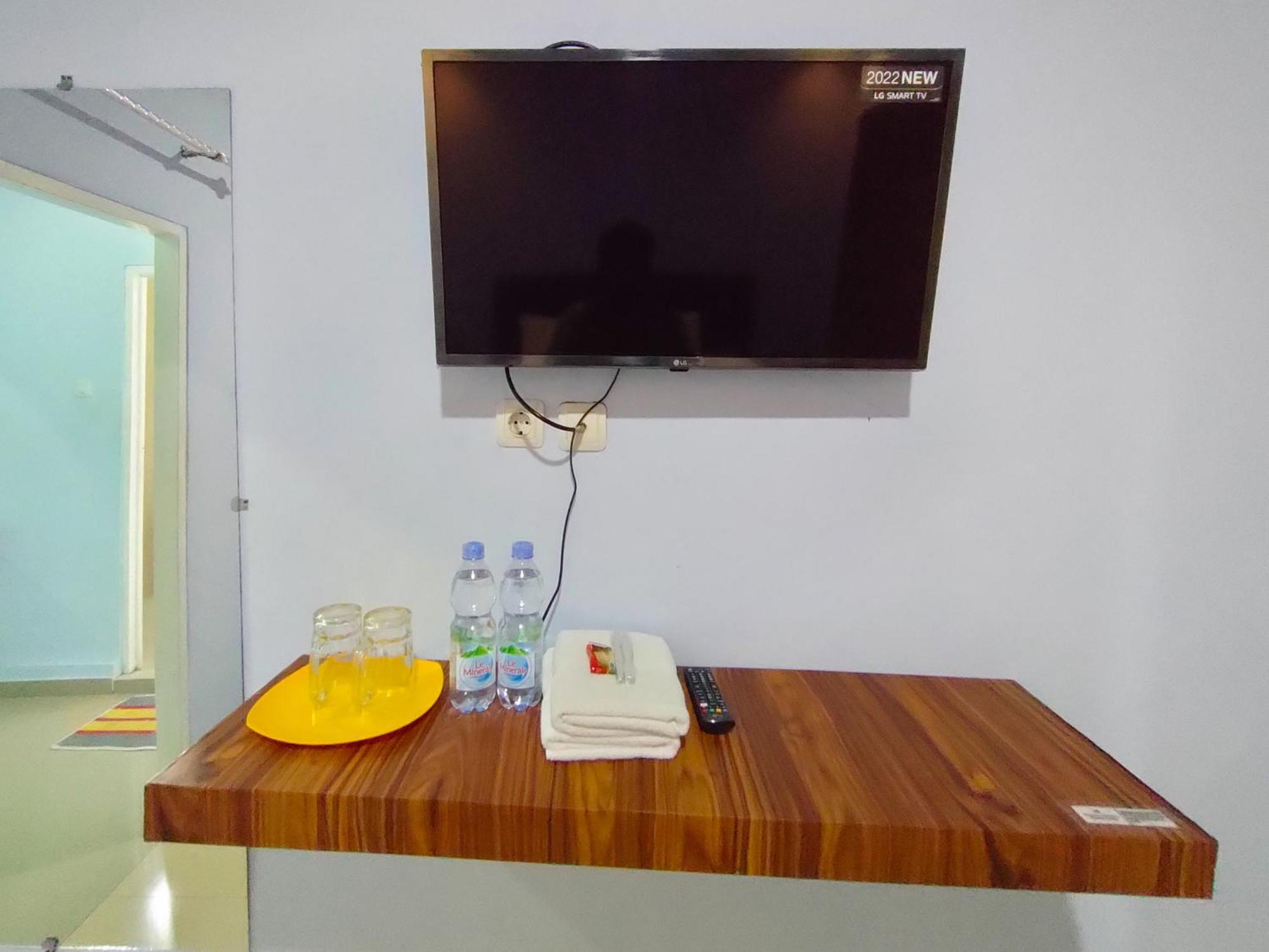Reddoorz Syariah Near Stasiun Wates Wates (Yogyakarta) Exterior foto