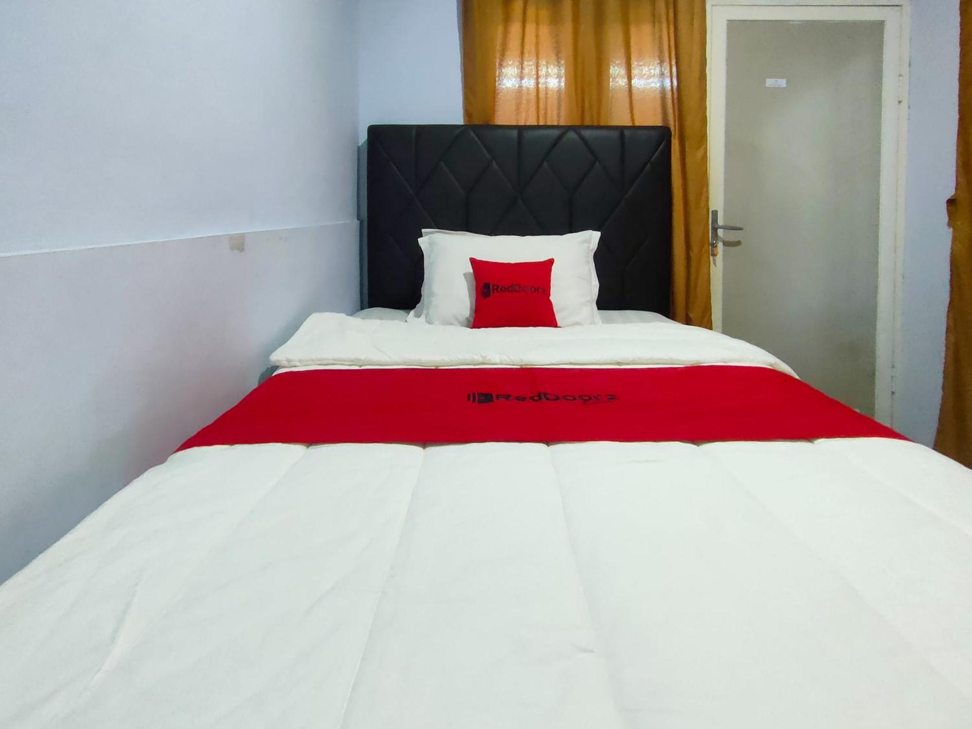 Reddoorz Syariah Near Stasiun Wates Wates (Yogyakarta) Exterior foto